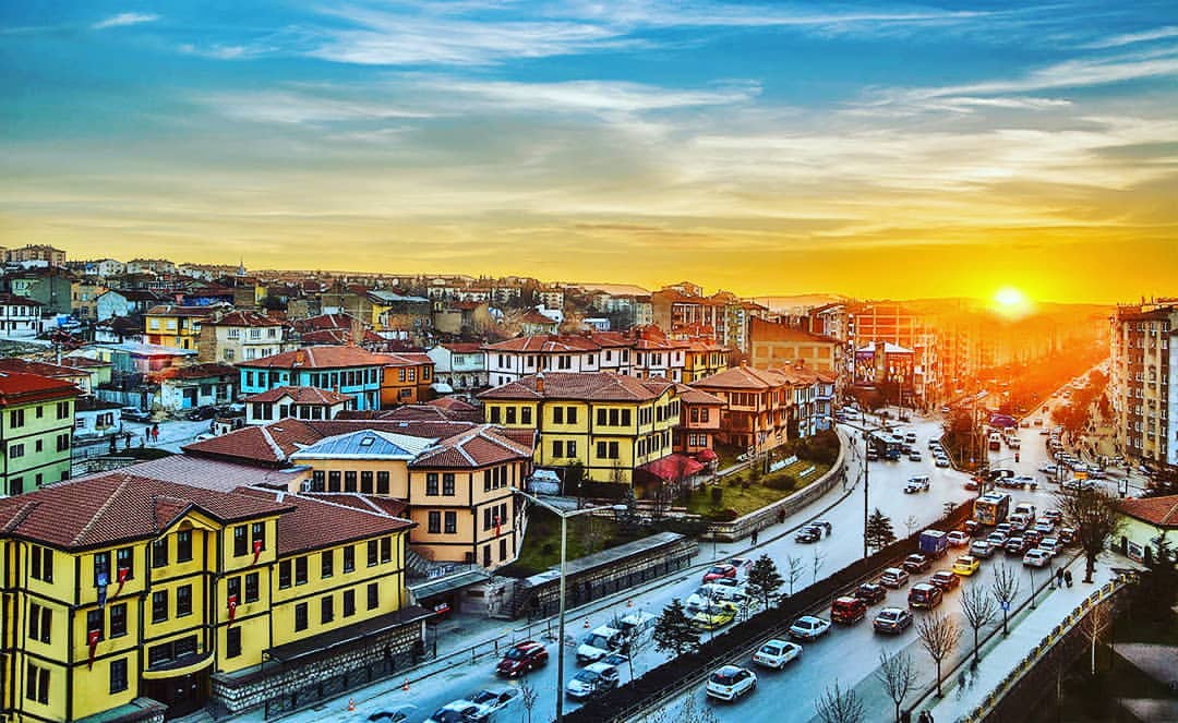 HIZLI TRENLE ESKİŞEHİR