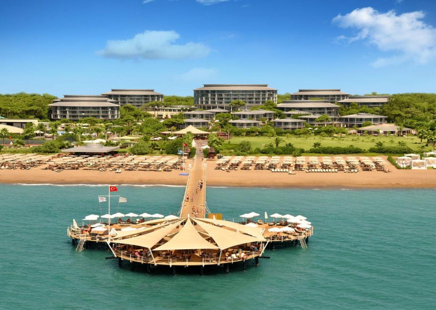 Calista Luxury Resort Hotel 