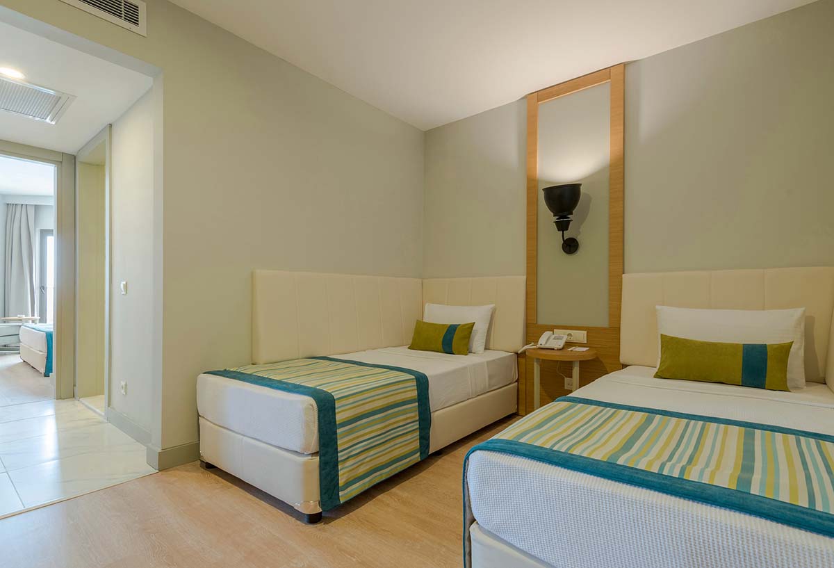 Calido Maris Hotel  
