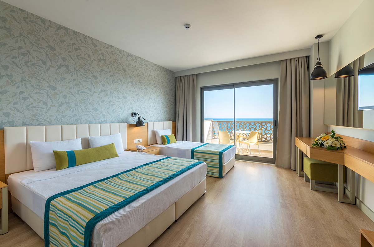 Calido Maris Hotel  