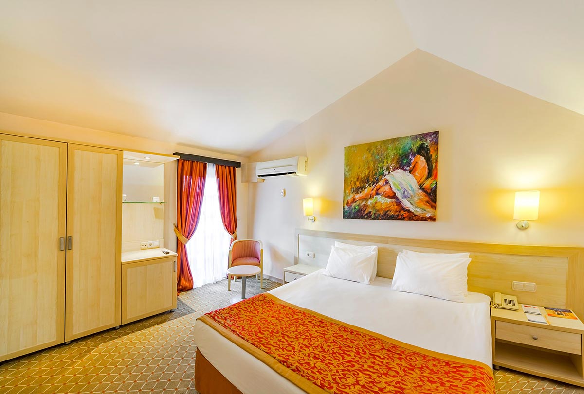 Starlight Resort Hotel