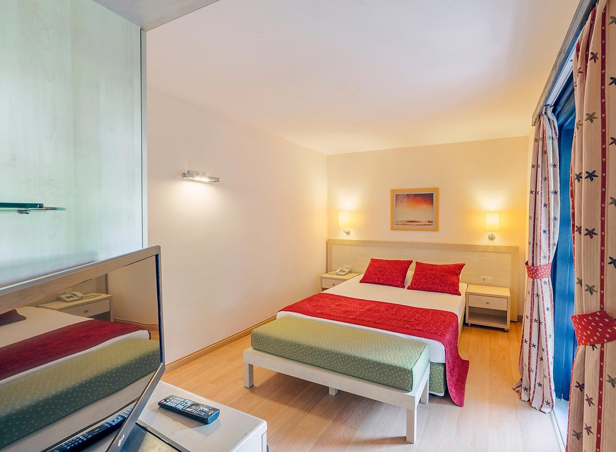 Starlight Resort Hotel