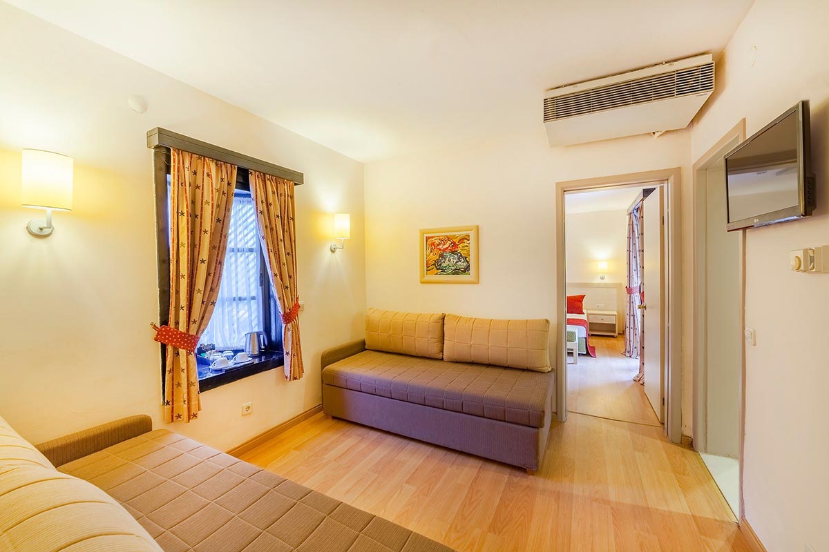 Starlight Resort Hotel