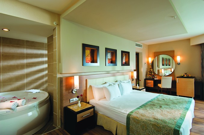 Long Beach Resort Hotel & Spa Deluxe