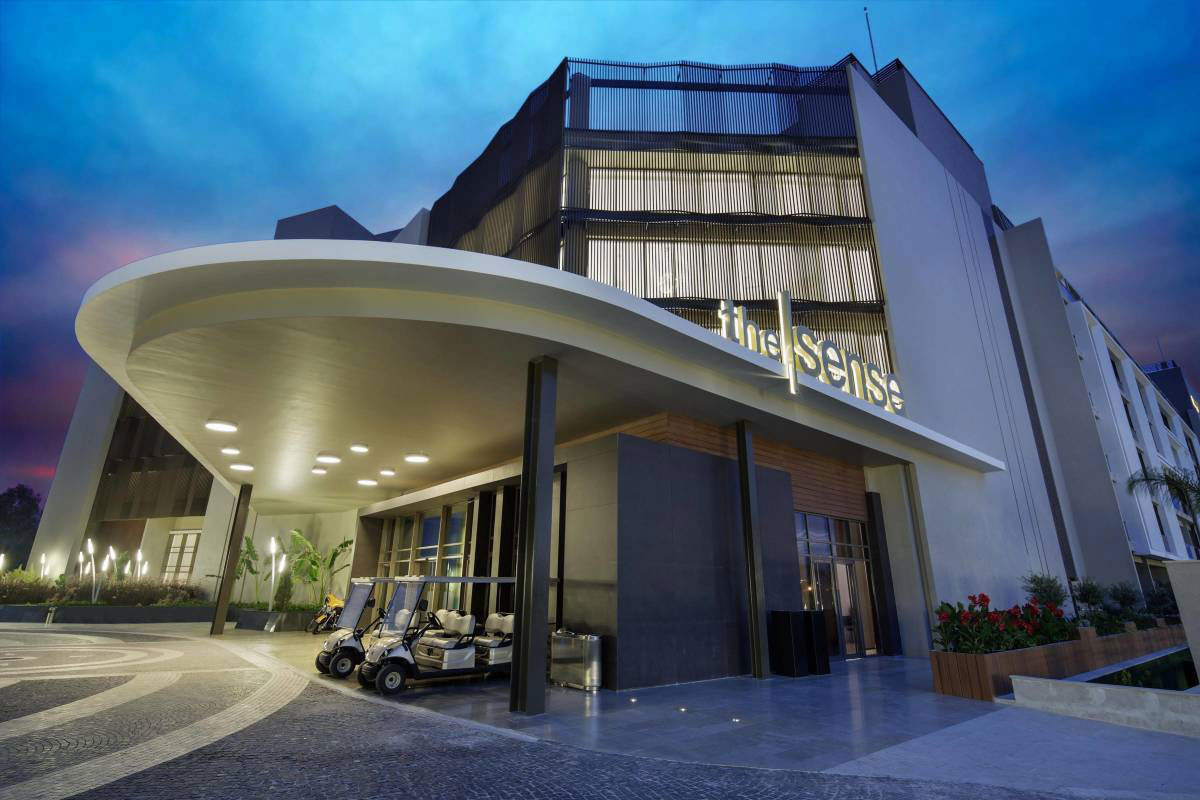 The Sense De Luxe Hotel