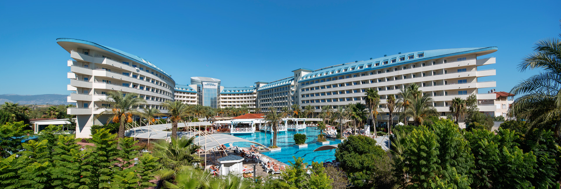 Crystal Admiral Resort Suites Spa 