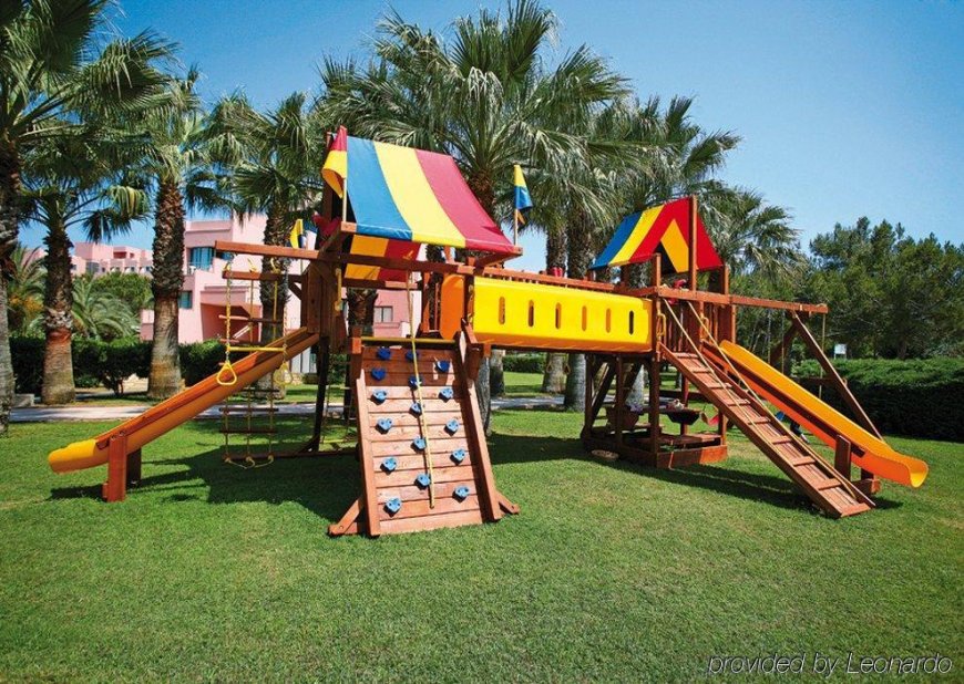 Crystal Tat Beach Golf Resort & Spa 