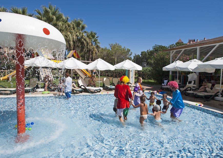 Crystal Tat Beach Golf Resort & Spa 