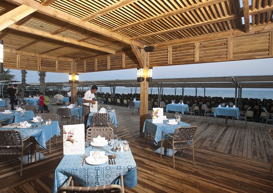 Crystal Waterworld Resort Spa 