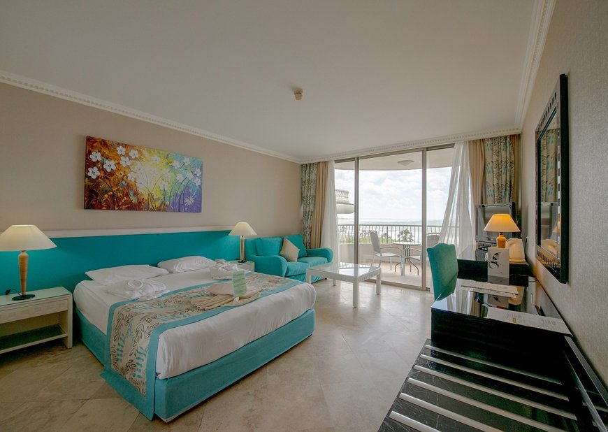 Crystal Sunrise Queen Luxury Resort & Spa  