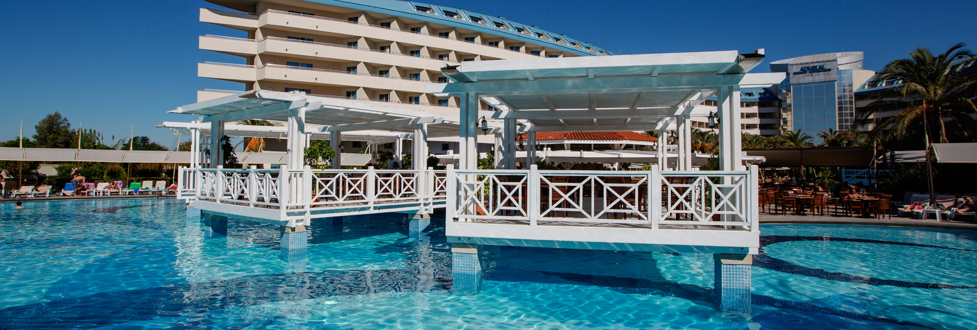 Crystal Admiral Resort Suites Spa 