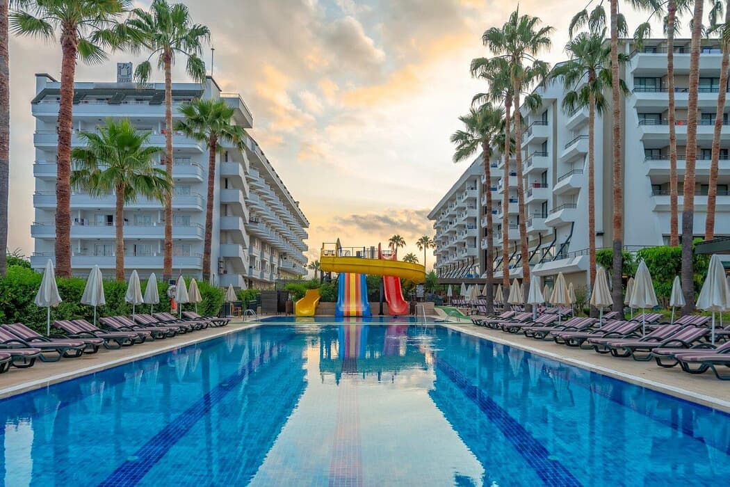 Meryan Hotel - Ultra All Inclusive